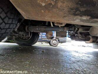 2005-mercedes-benz-2032-1425619-45619595