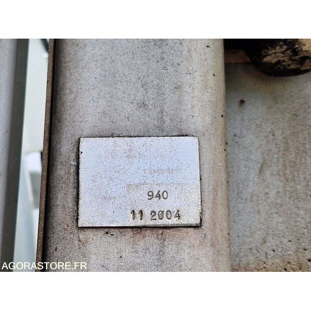 2005 Mercedes-Benz 2032-45619609