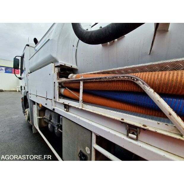 2005 Mercedes-Benz 2032-45619616