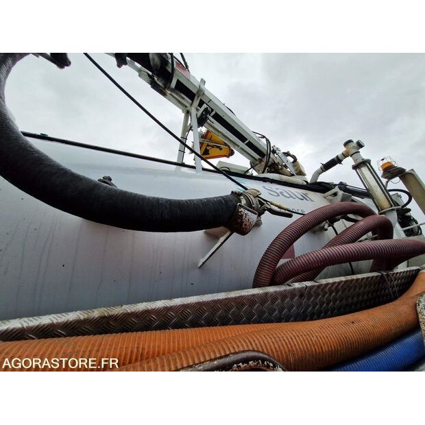 2005 Mercedes-Benz 2032-45619617