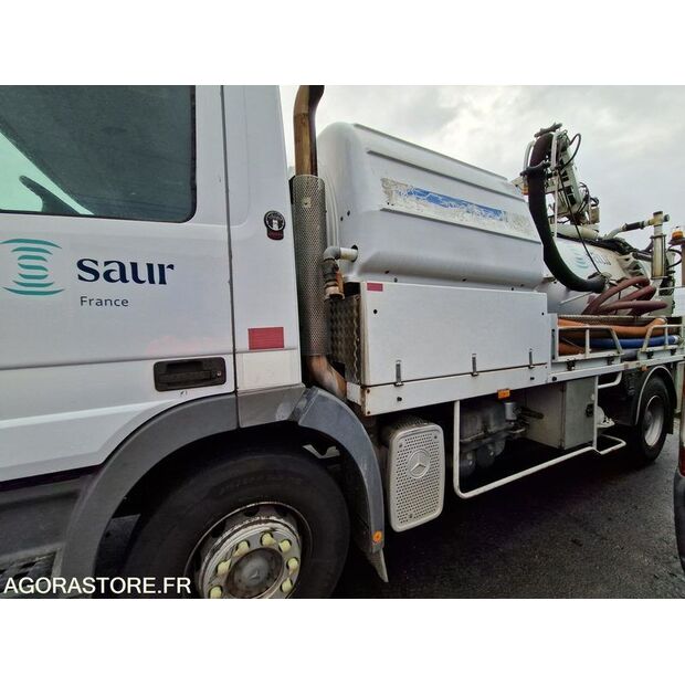 2005 Mercedes-Benz 2032-45619618