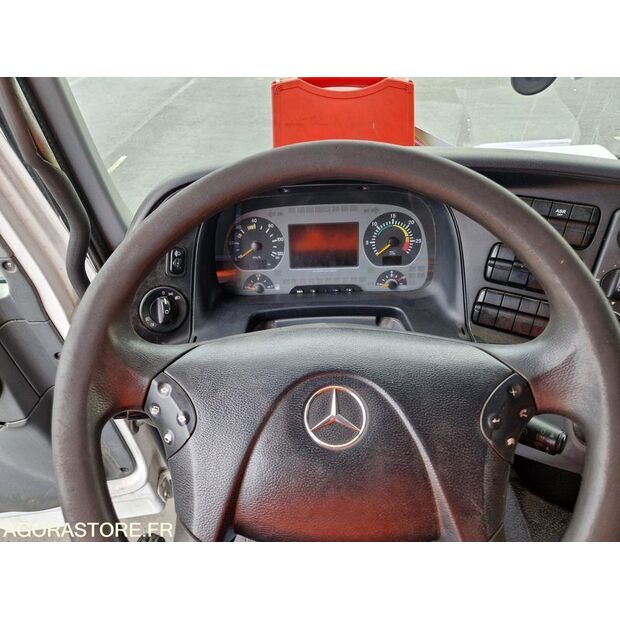 2005 Mercedes-Benz 2032-45619630