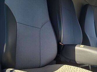 2014-renault-premium-1425624-45619694