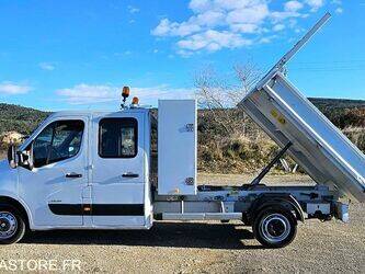 2012-renault-master-1425631-45619782