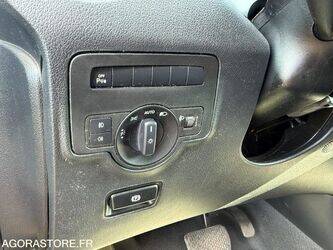 2018-mercedes-benz-vito-1425638-45619907