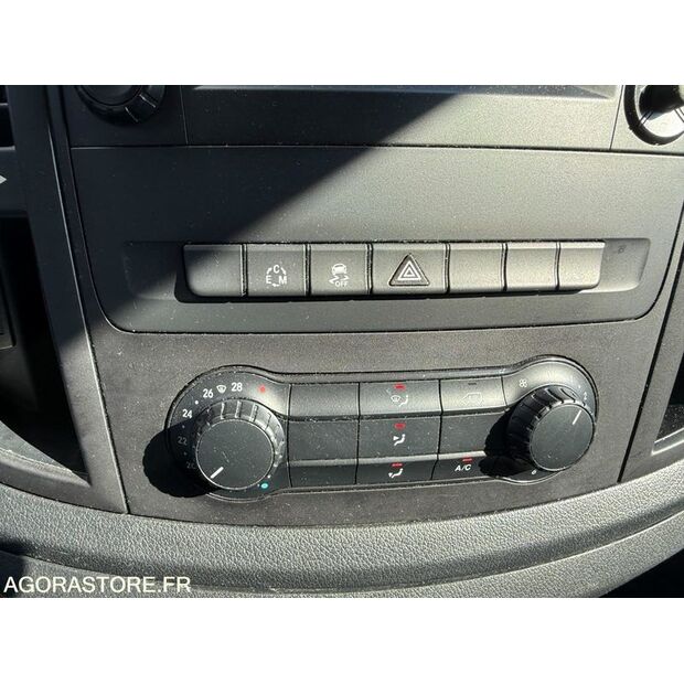 2018 Mercedes-Benz Vito-45619911