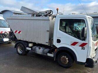 صورة ل شاحنات 2013 رينو Maxity