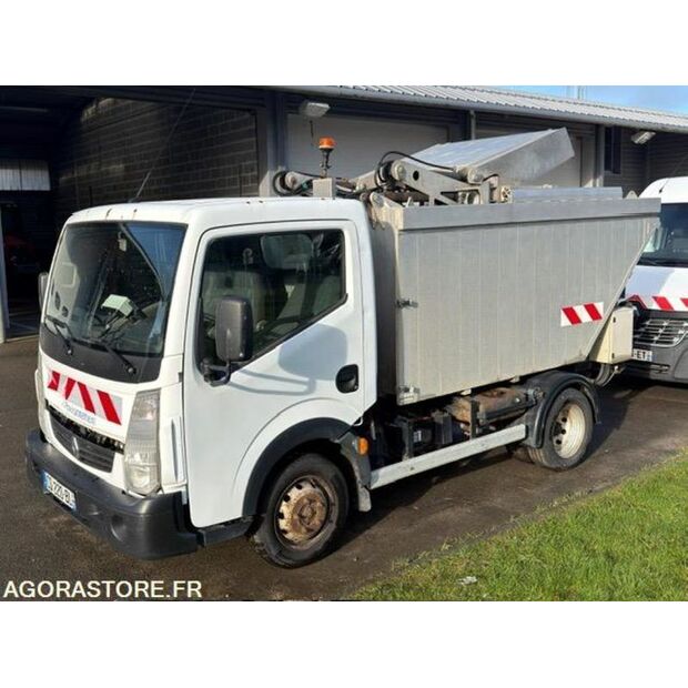 2013 Renault Maxity-45619932