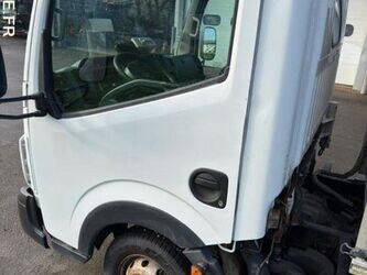 2013-renault-maxity-1425640-45619938