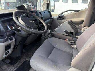 2013-renault-maxity-1425640-45619939