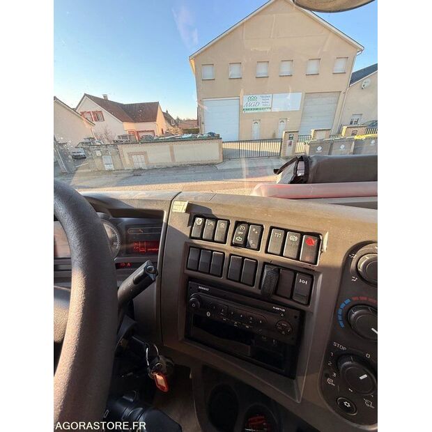 2010 Renault PREMIUM-45619953