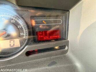 2010-renault-premium-1425641-45619955