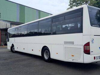 2010-mercedes-benz-intouro-1425647-45620004