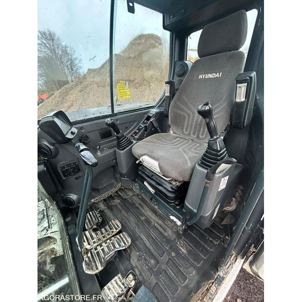 2017 Hyundai Robex 80CR-9A-45620025