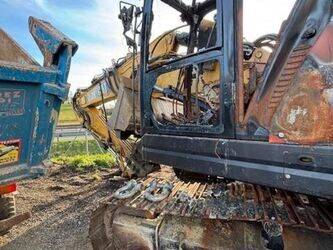 caterpillar-325-45620032