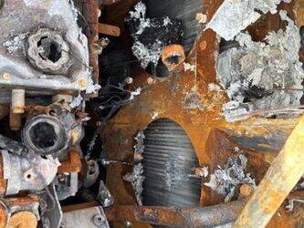 caterpillar-325-45620043