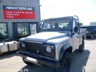 2011-land-rover-defender-1425652-45620072