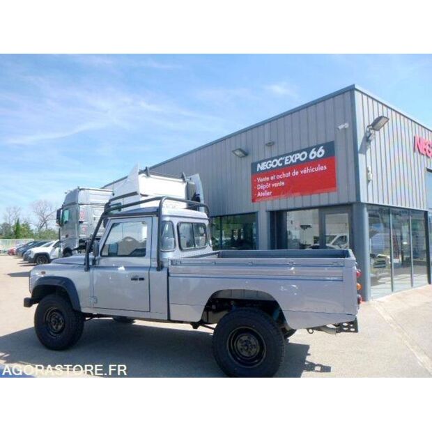 2011 لاند روفر Defender-45620073