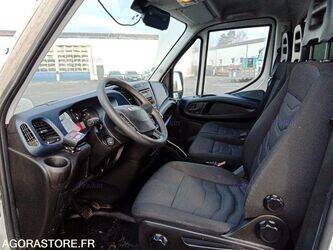 2019-iveco-35s14-1425658-45620149