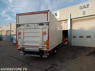 2018-man-12-220-45620183