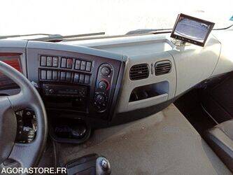 2018-renault-d-wide-1425663-45620199