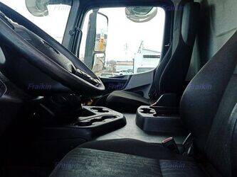 2017-mercedes-benz-antos-1425667-45620241