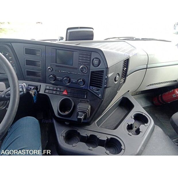 2017 Mercedes-Benz Antos-45620242