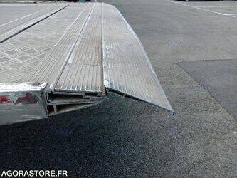 2015-iveco-120e25-45620283