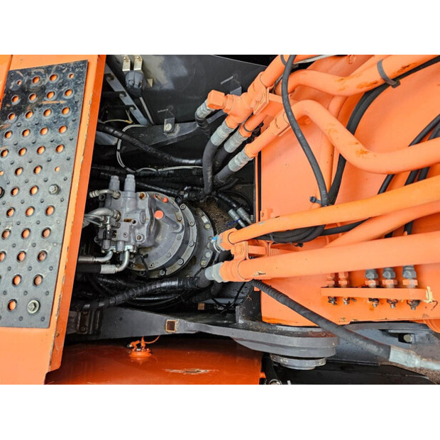 2012 هيتاشى ZX290LC-5B-45620371