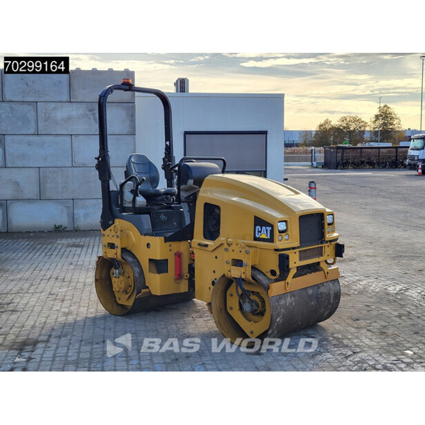 2018 Caterpillar CB2.7-45620578