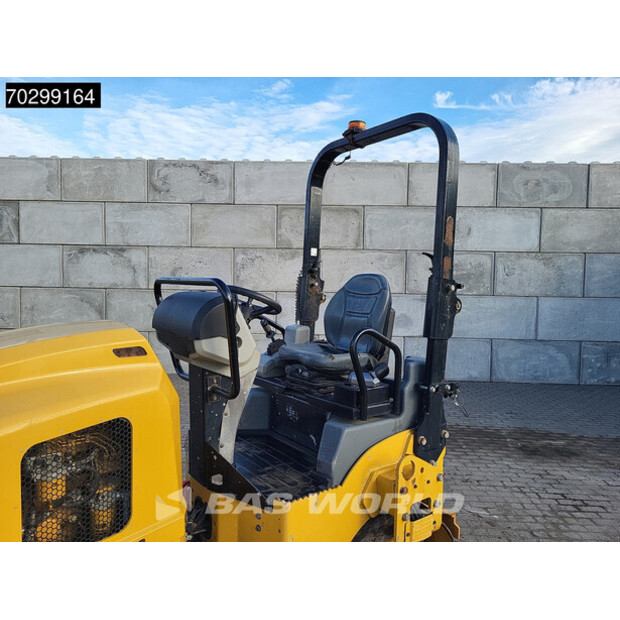 2018 Caterpillar CB2.7-45620594