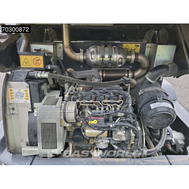 2017 يانمار TL80-45620687