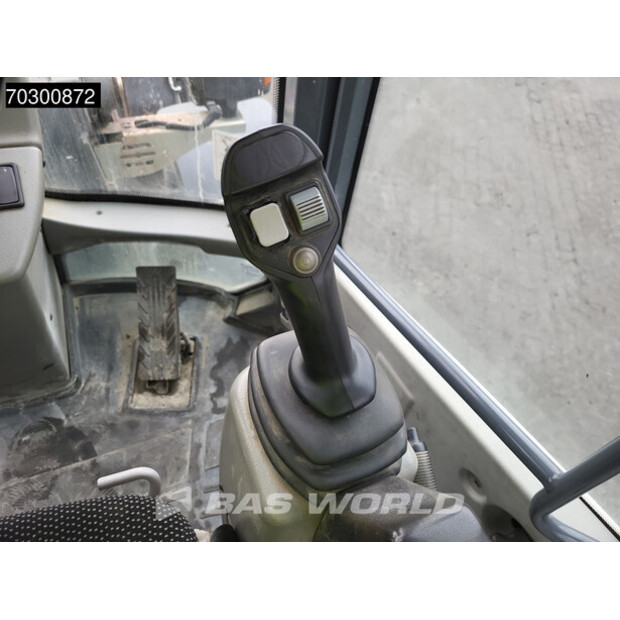 2017 يانمار TL80-45620700