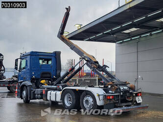 2016-mercedes-benz-antos-2542-1425694-45621265