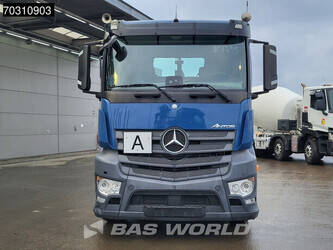 2016-mercedes-benz-antos-2542-1425694-45621273