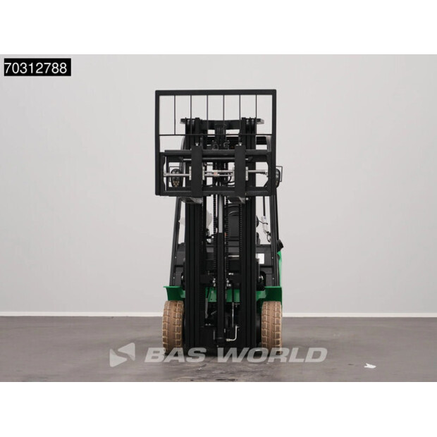 2024 هانجتشا CPD18-45622080