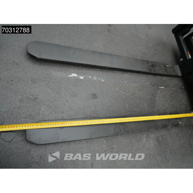 2024 هانجتشا CPD18-45622083