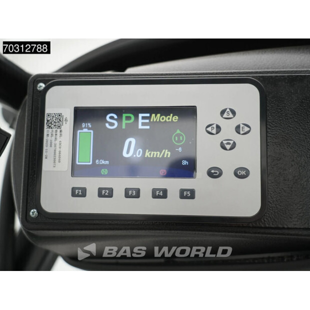 2024 هانجتشا CPD18-45622089