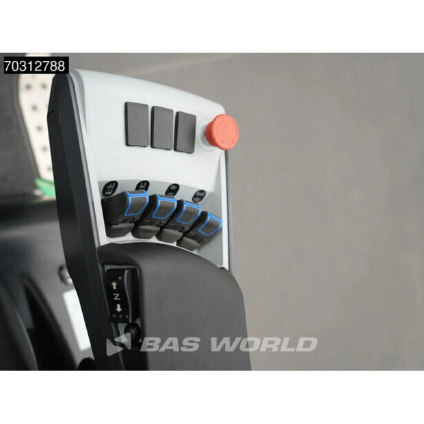 2024 هانجتشا CPD18-45622090