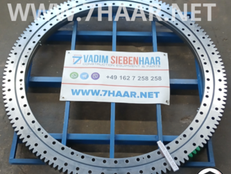 صورة ل مجموعة رؤوس أسطوانات متعددة محمل دوار Liebherr LTM 1080-1 جديد‌ رقم قطع الغيار: 990707401