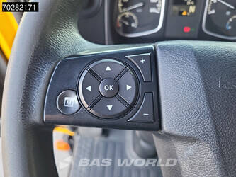 2016-mercedes-benz-atego-1524-1320102-45622941