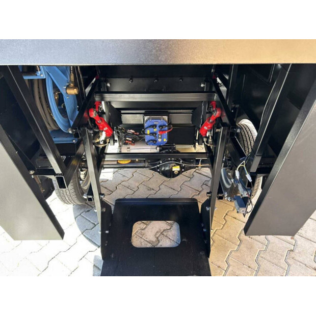 2025 Kremer KRS500-45623296