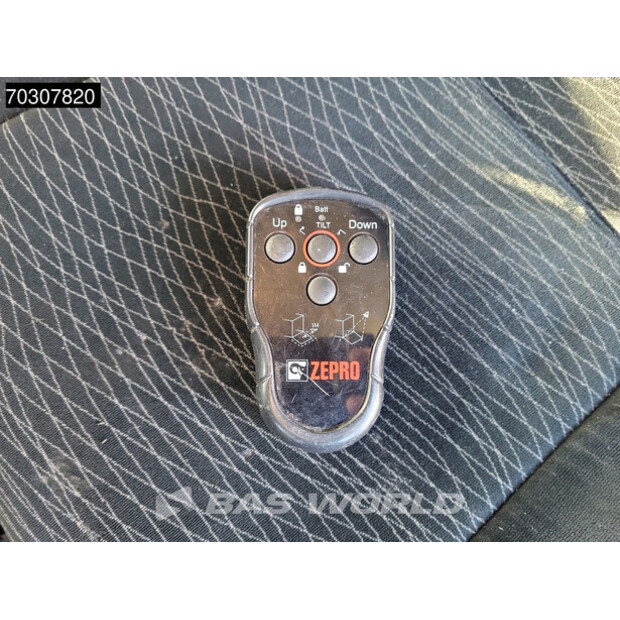 2017 مرسيدس بنز Actros 1824-45623720