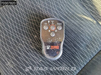 2017-mercedes-benz-actros-1824-actros-4x2-18tonner-air-suspension-2000kg-ladebordwand-automatic-euro-6-45623720