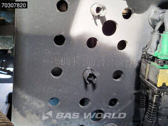 2017-mercedes-benz-actros-1824-actros-4x2-18tonner-air-suspension-2000kg-ladebordwand-automatic-euro-6-45623726