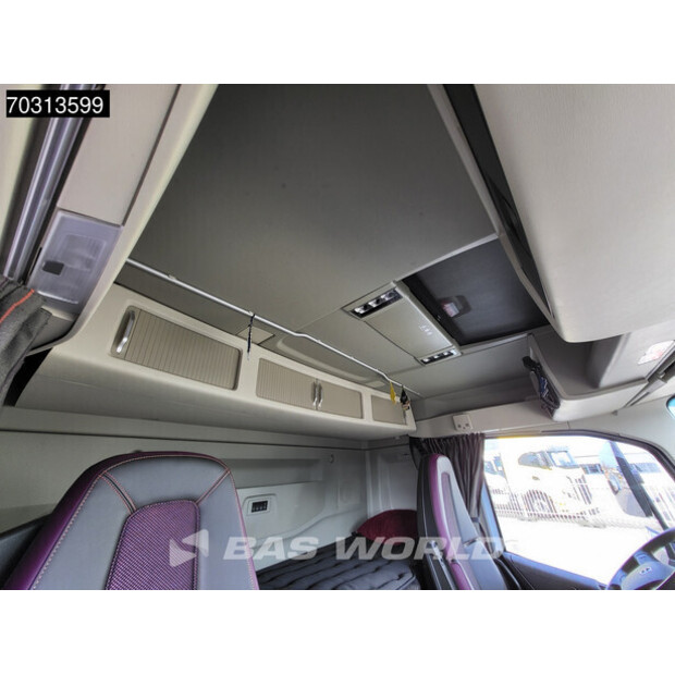 2023 فولفو FMX 540-45623944