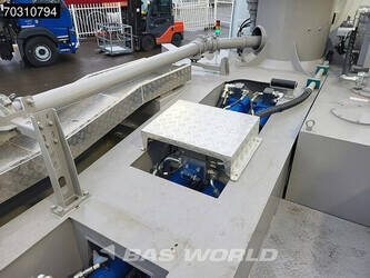 2023-mercedes-benz-arocs-2843-1425756-45624021