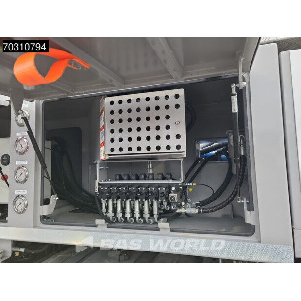 2023 Mercedes-Benz Arocs 2843-45624024