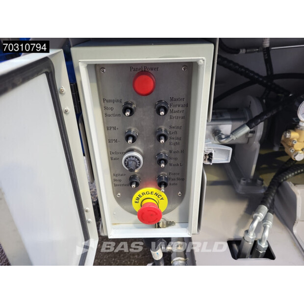 2023 Mercedes-Benz Arocs 2843-45624027