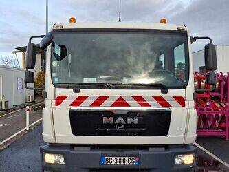 2011-man-15-250-1425779-45637091